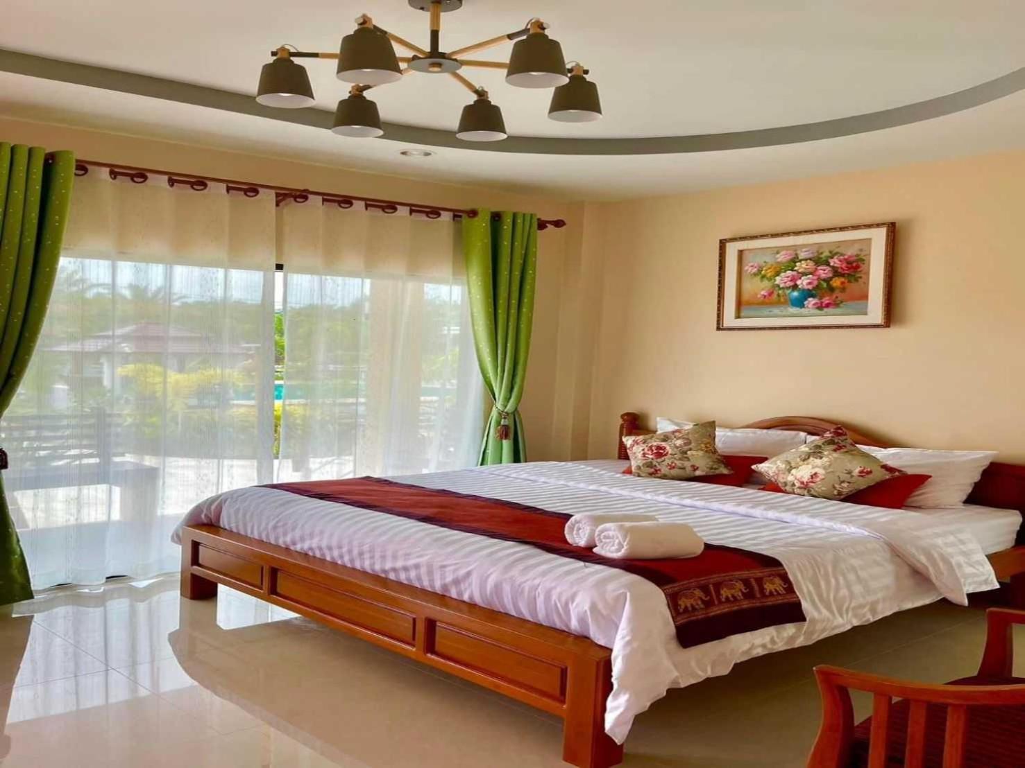 Capital O 75518 Baan Rose Resort Ao Luk エクステリア 写真