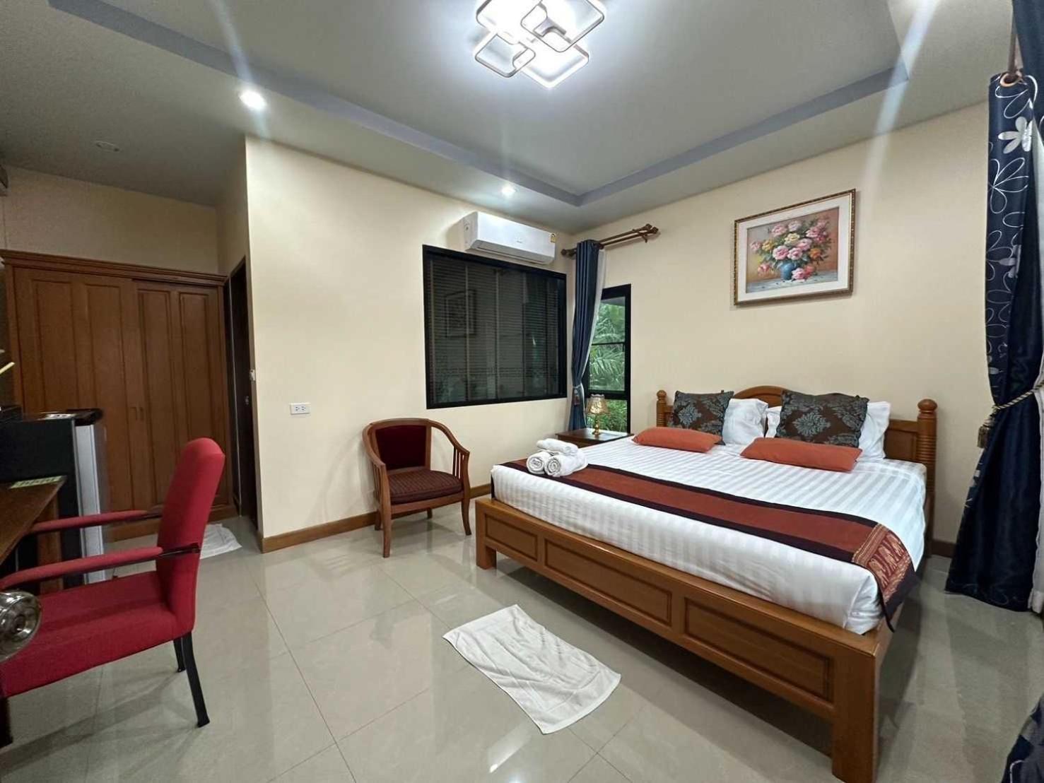 Capital O 75518 Baan Rose Resort Ao Luk エクステリア 写真