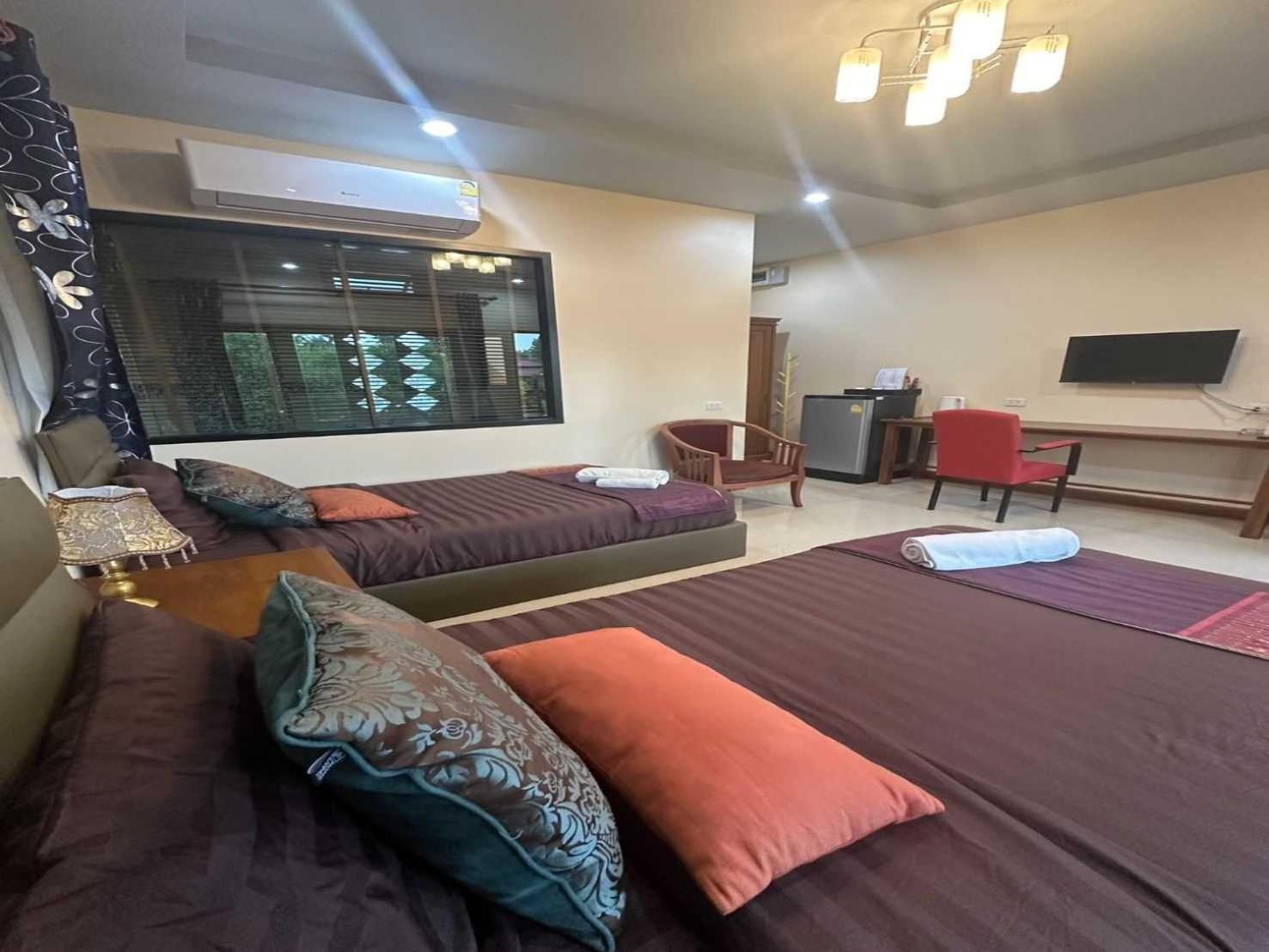 Capital O 75518 Baan Rose Resort Ao Luk エクステリア 写真
